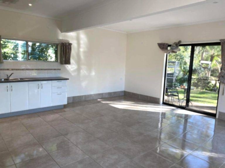 Bond Clean Living Area